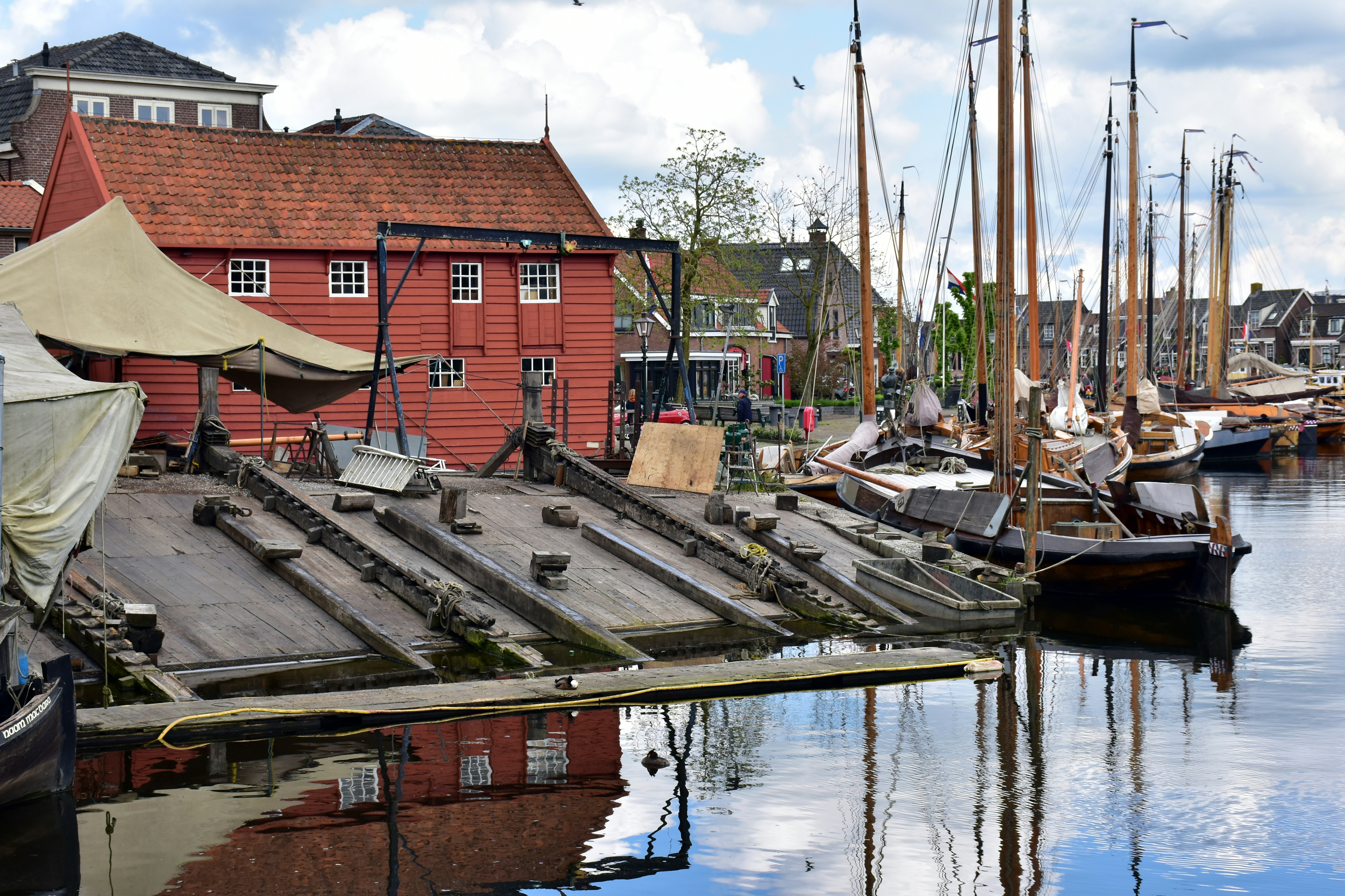 The boats next to the shipyard