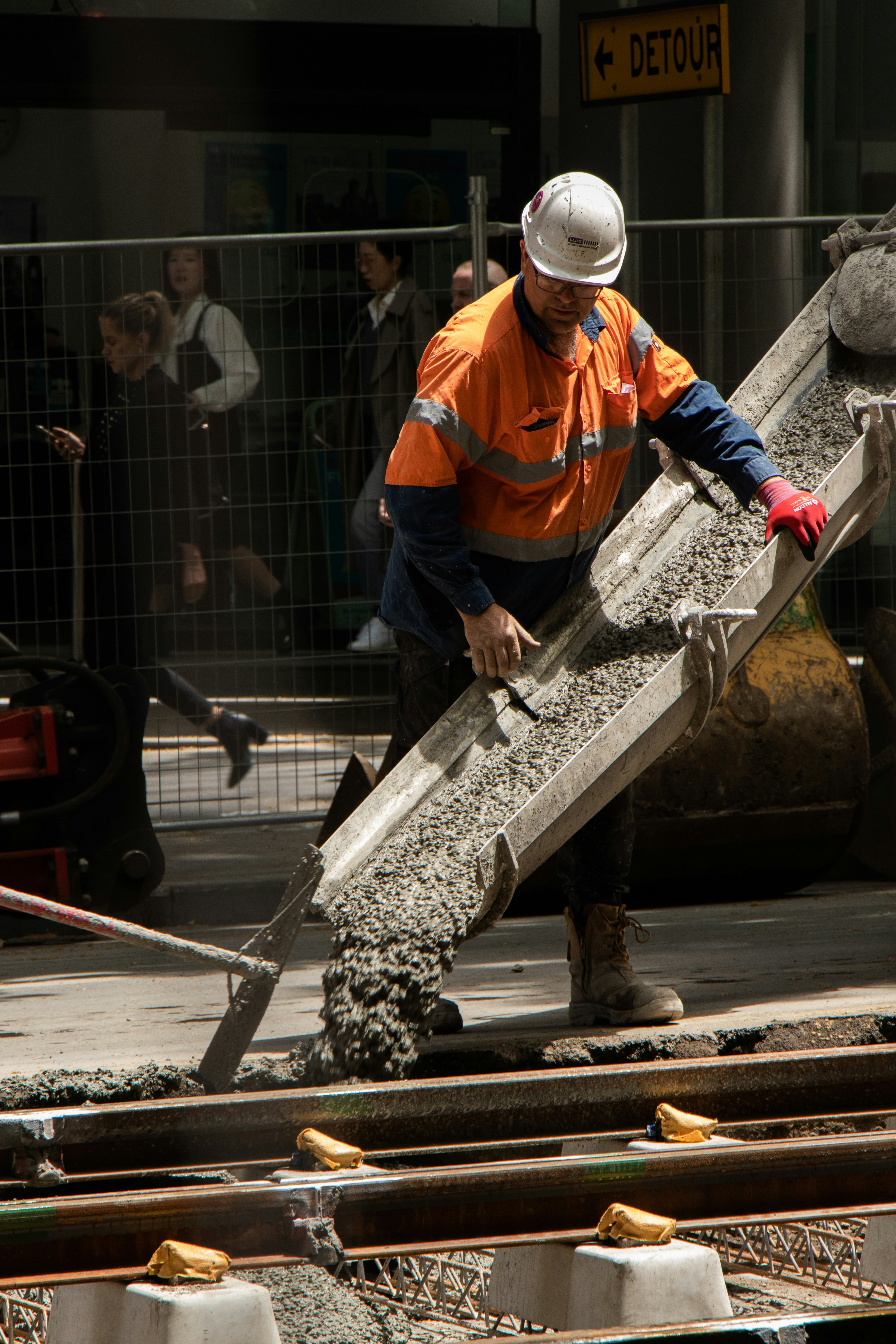 The picture shows construction work on urban transport infrastructure.