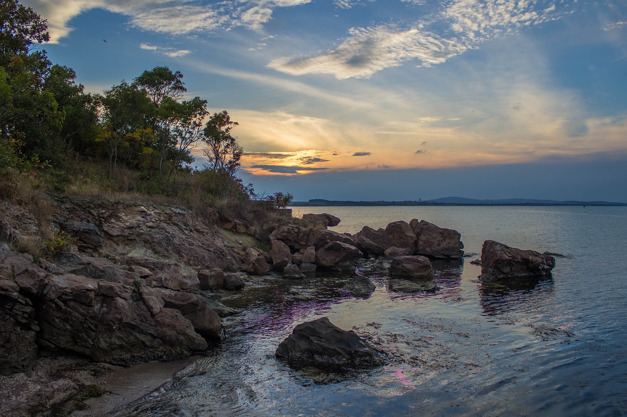 An illustrative photo of a lakeside scene at sunset in Bulgaria