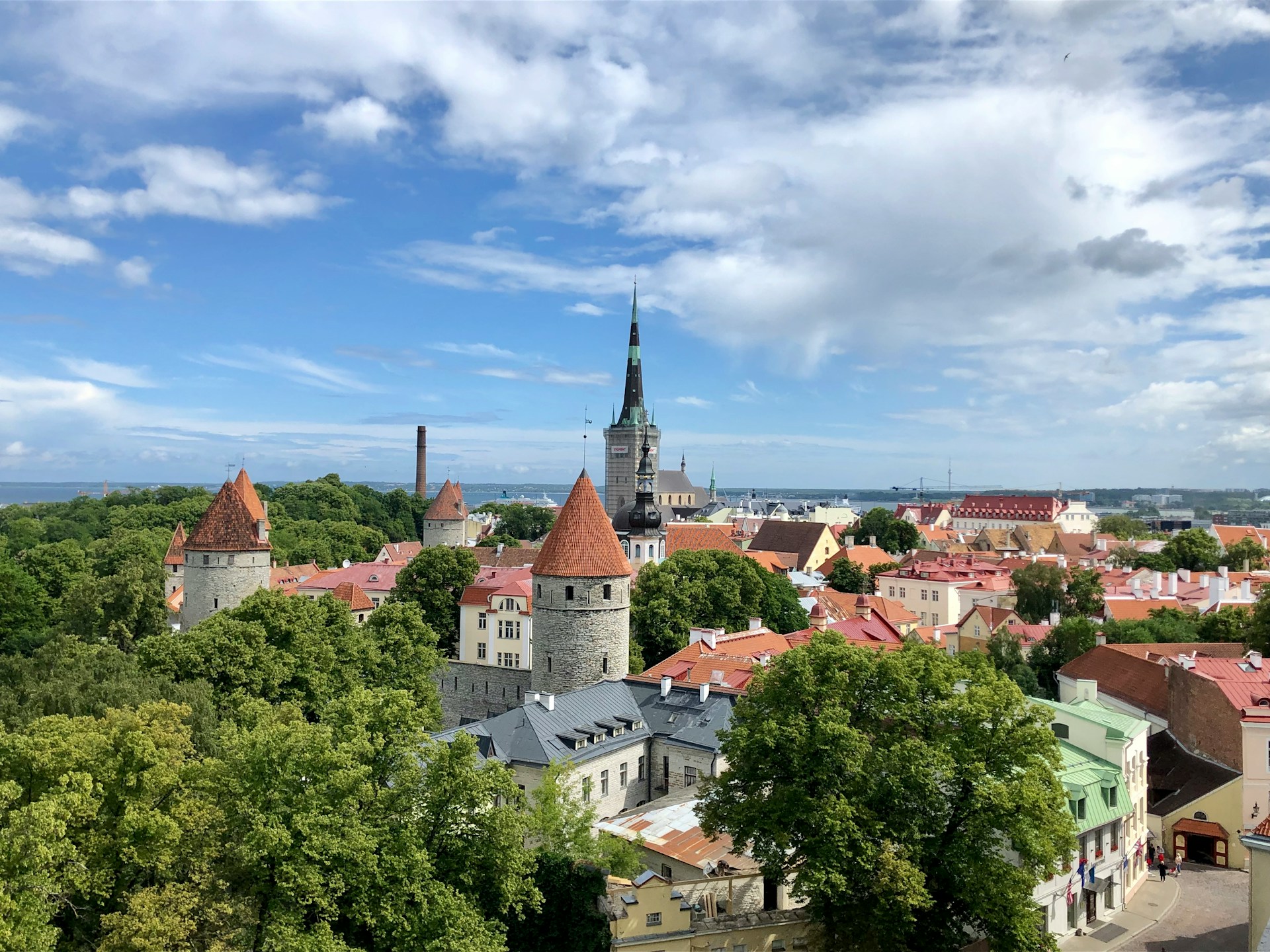 An illustrative photo of city building