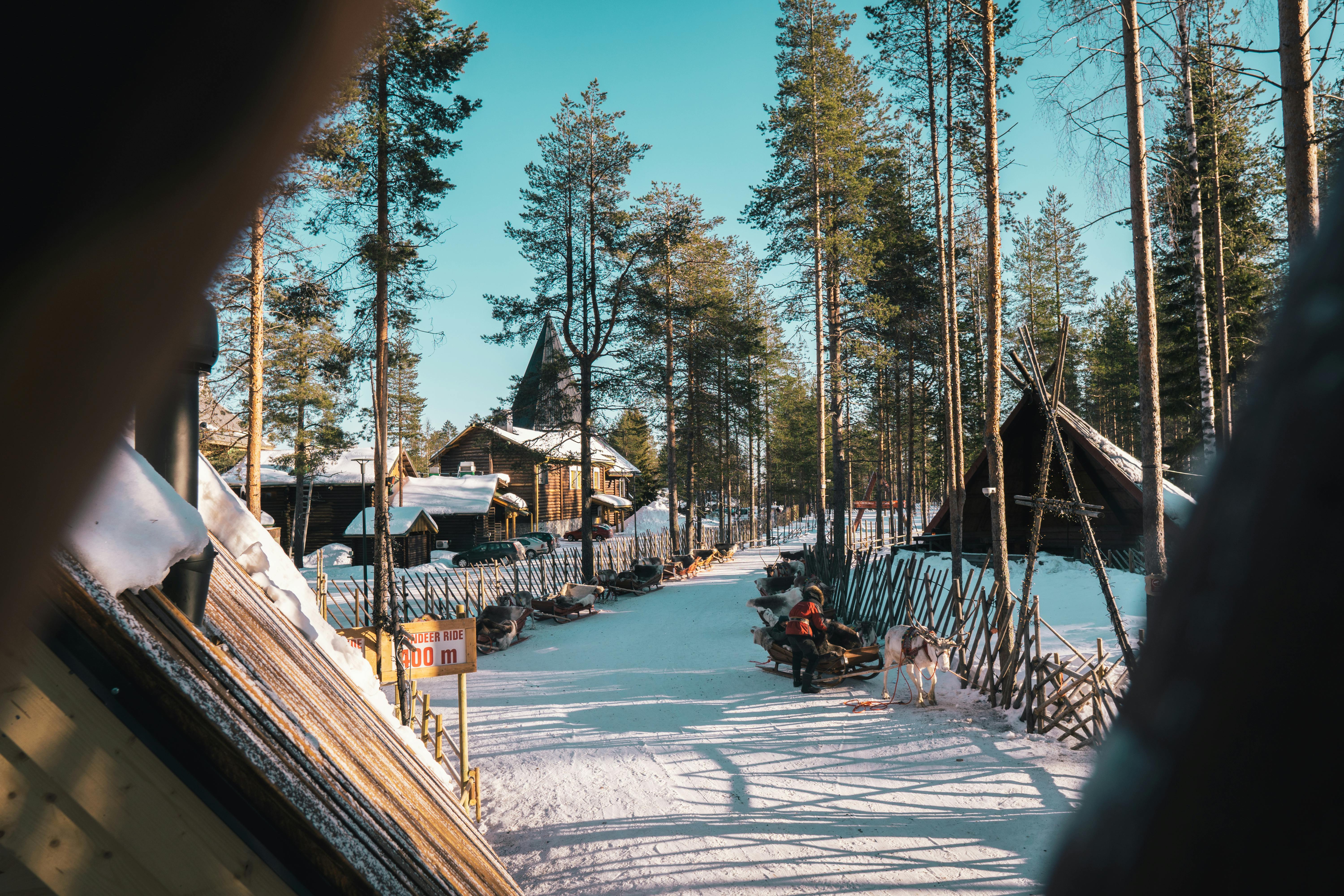 Photo by Pexels An illustrative photo of snowy roads