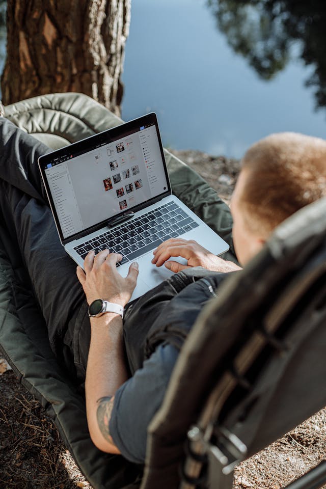 An illustrative photo of an individual using a laptop