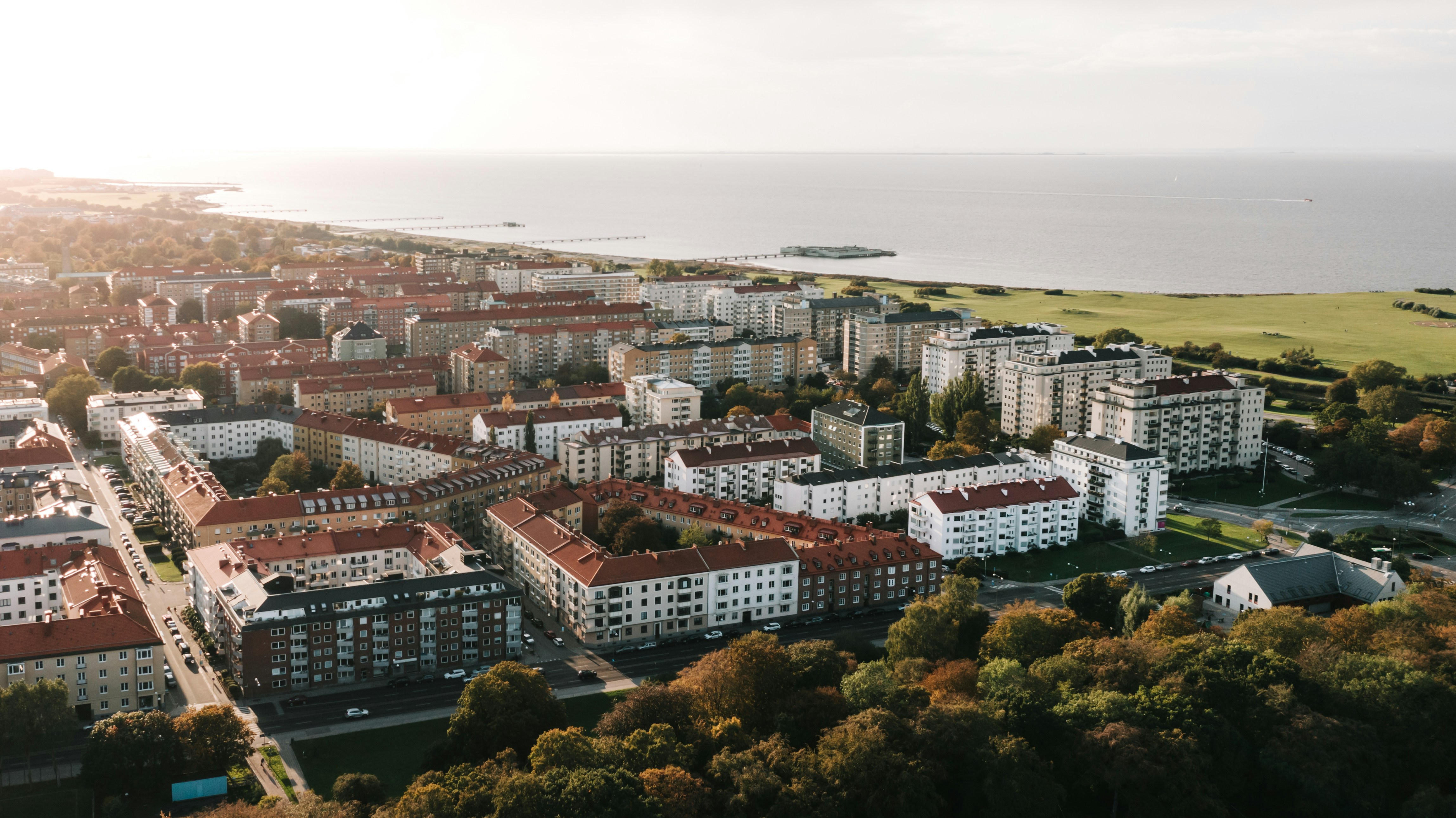 An illustrative photo of buildings.