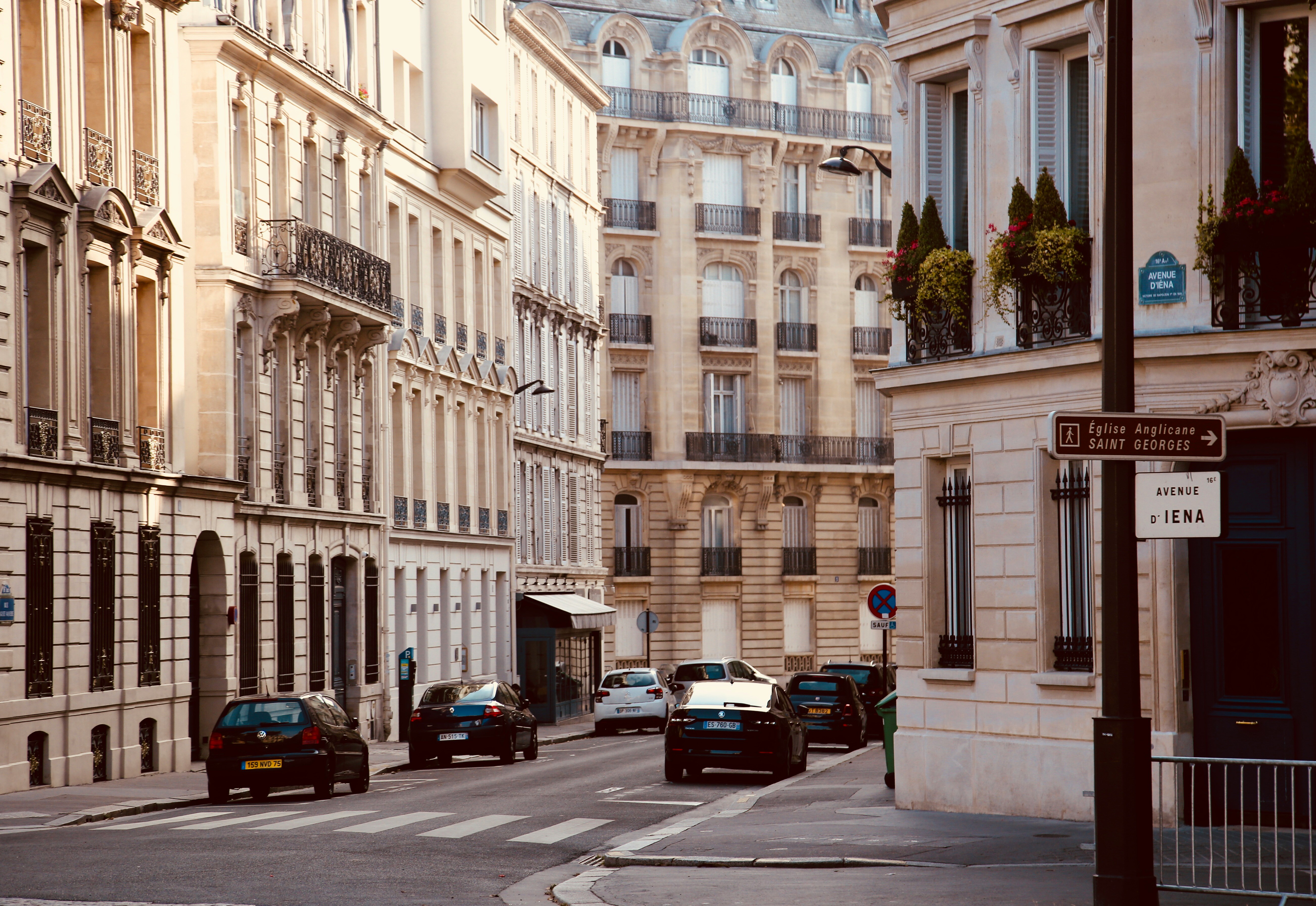 Photo by Unsplash An illustrative photo of parked cars on a street in Paris.