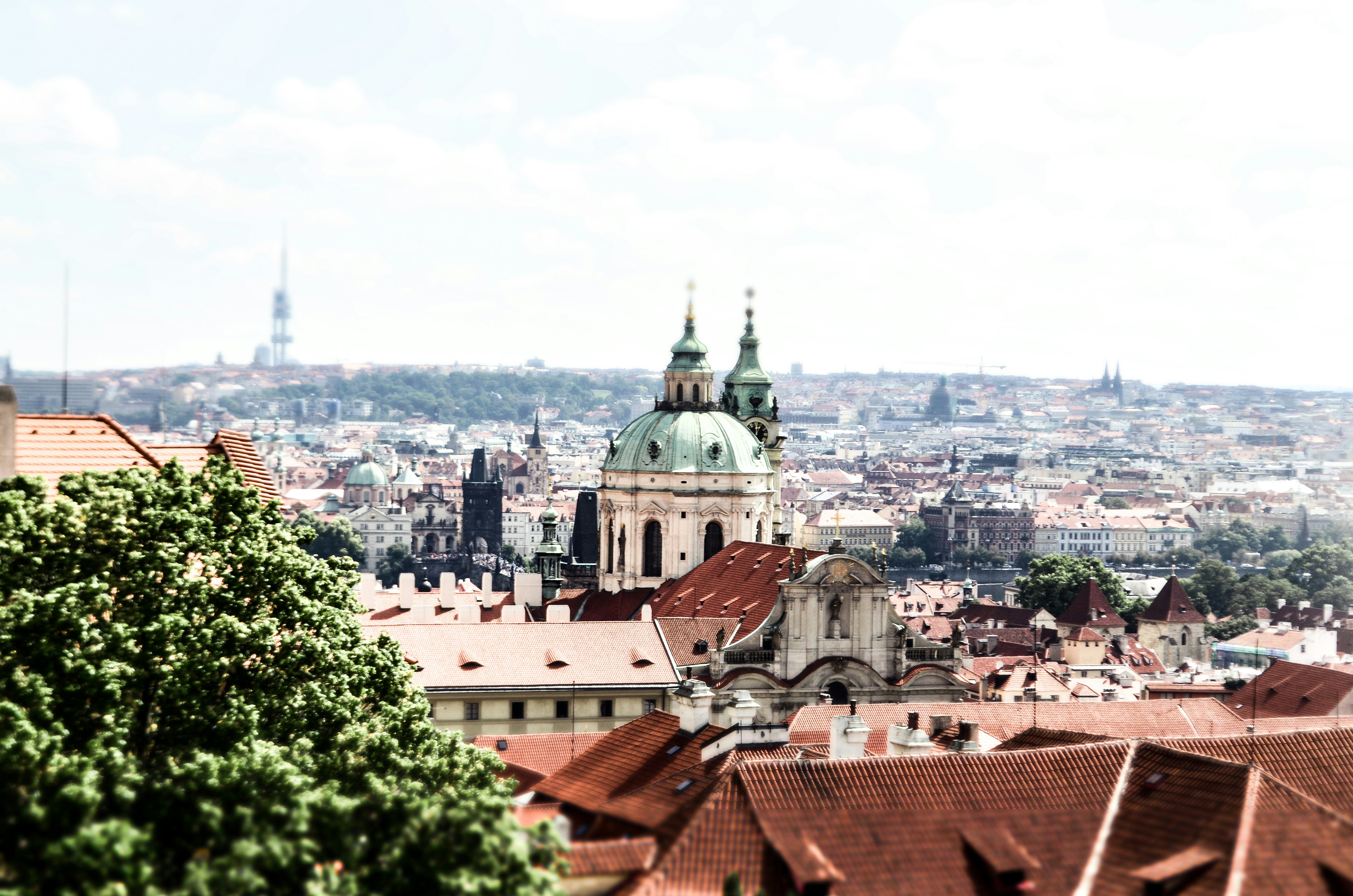brown-and-white-concrete-building-during-daytime