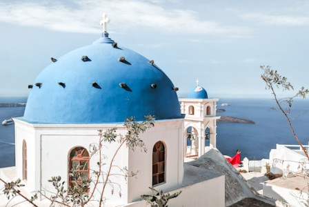 An illustrative photo of a blue and white building.