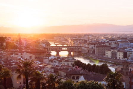 An illustrative photo of a city.