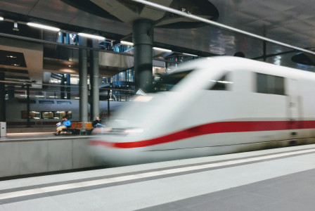 An illustrative photo of a train arriving to the train station