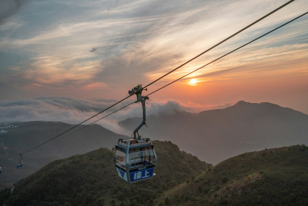 An illustrative photo of a cable car.