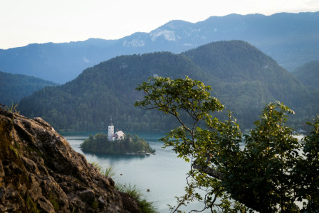 island-church-on-a-lake-with-mountains