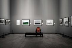 An illustrative photo of an art museum in black and white
