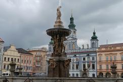 An illustrative photo of a fountain in the middle of a city