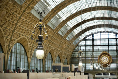An illustrative photo of a museum in France with beautiful architecture