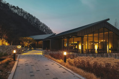 An illustrative photo of a building.