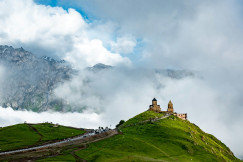 An illustrative photo of green mountains.