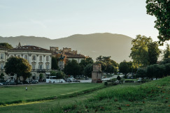 An illustrative photo of a building.