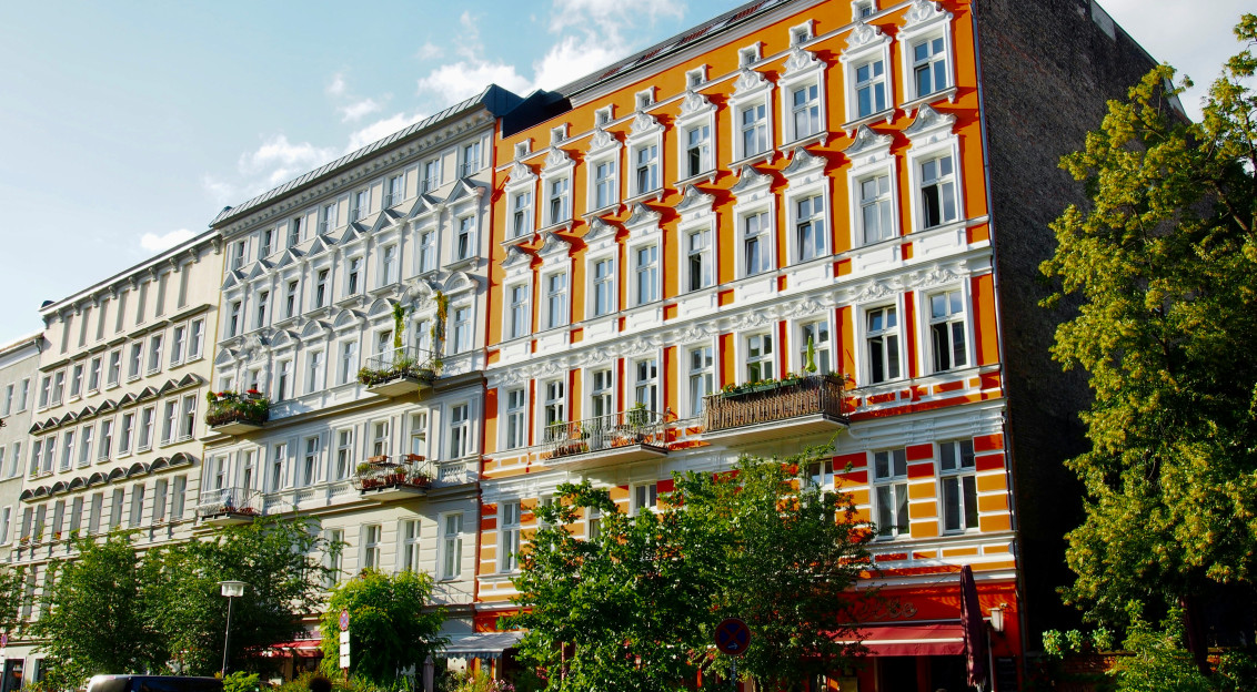 An illustrative photo of buildings.